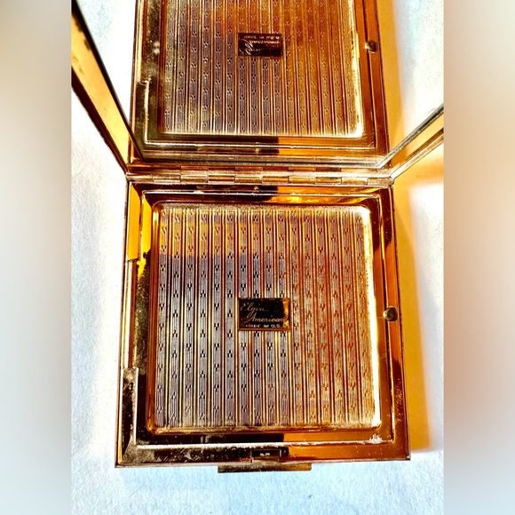 SOLD:Auction/ELGIN AMERICAN Empty Powder Case/GENUINE Abolone Stunning/MenWomen - Picture 7 of 9